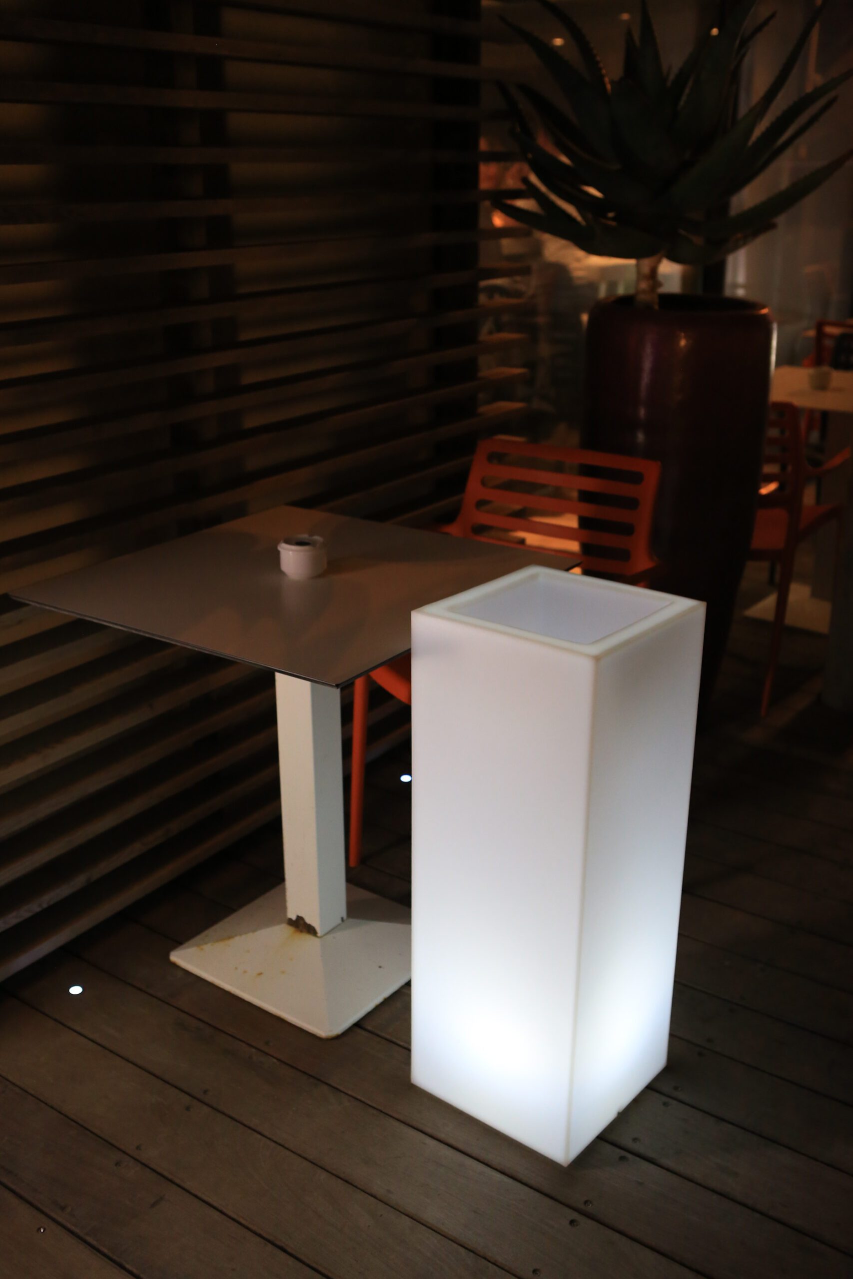 Pot BELLAMI - ROTOMOD DESIGN - fabriquant de luminaires et mobiliers design français