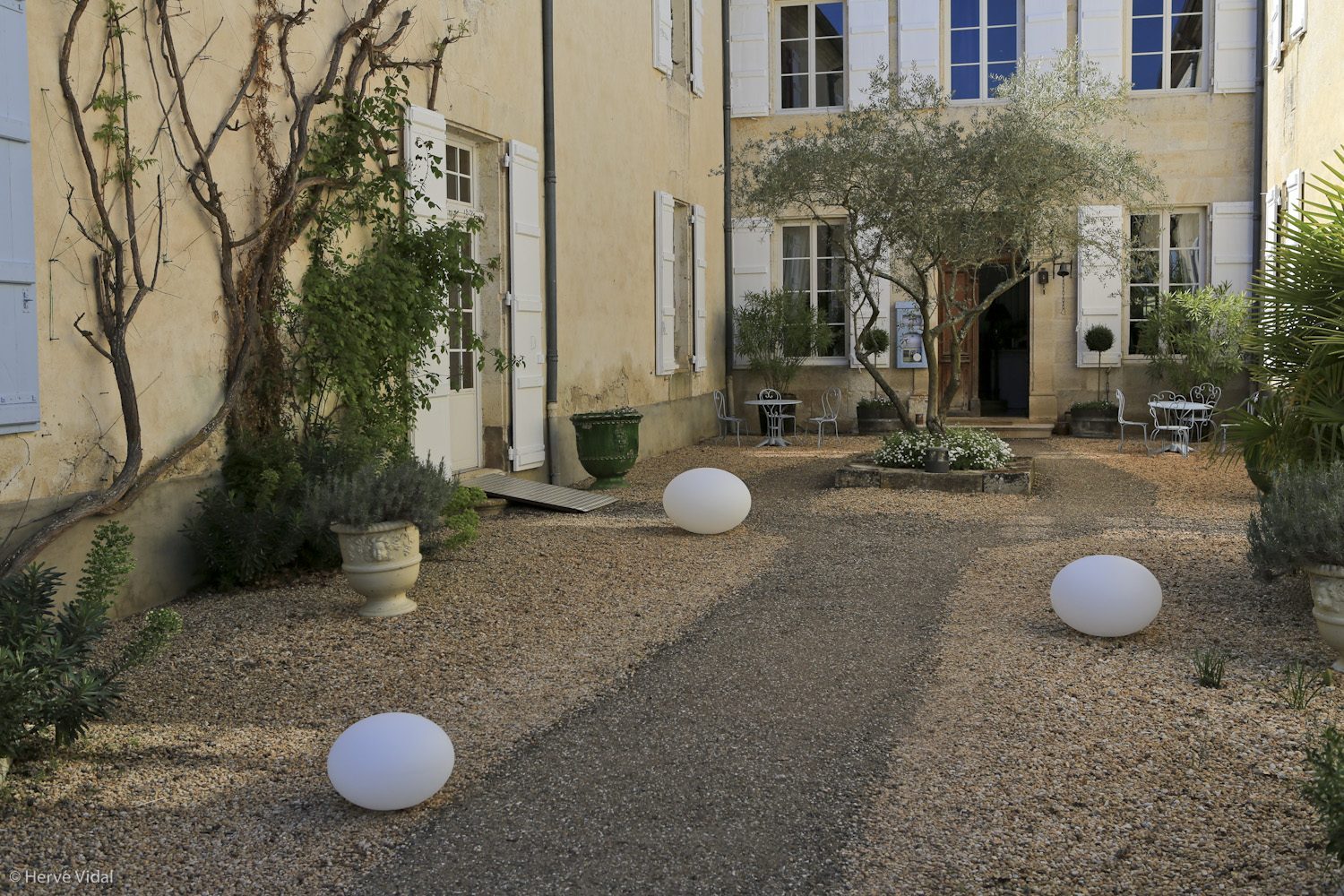 Lampe APOLLO - ROTOMOD DESIGN - fabriquant de luminaires et mobiliers design français